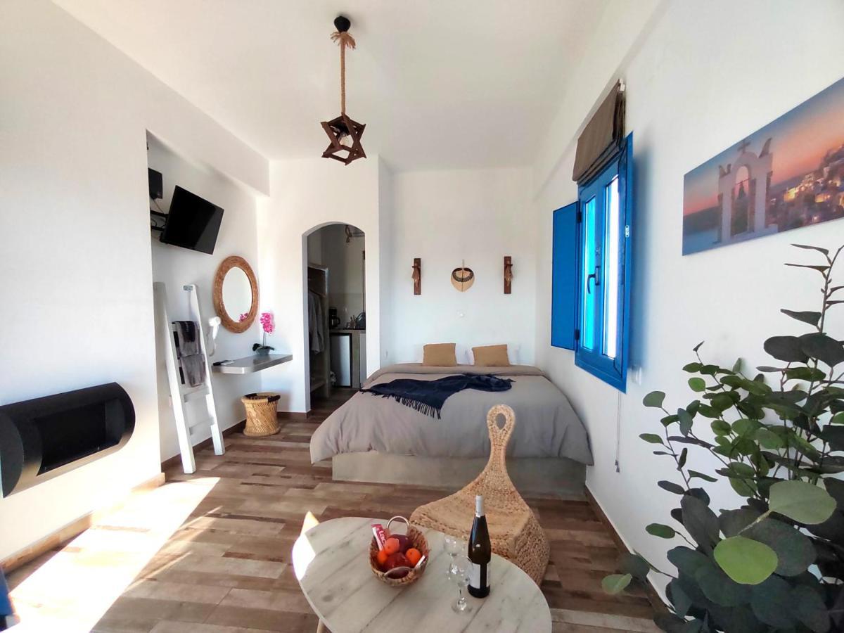 San Constantino Boutique Villa サントリーニ エクステリア 写真